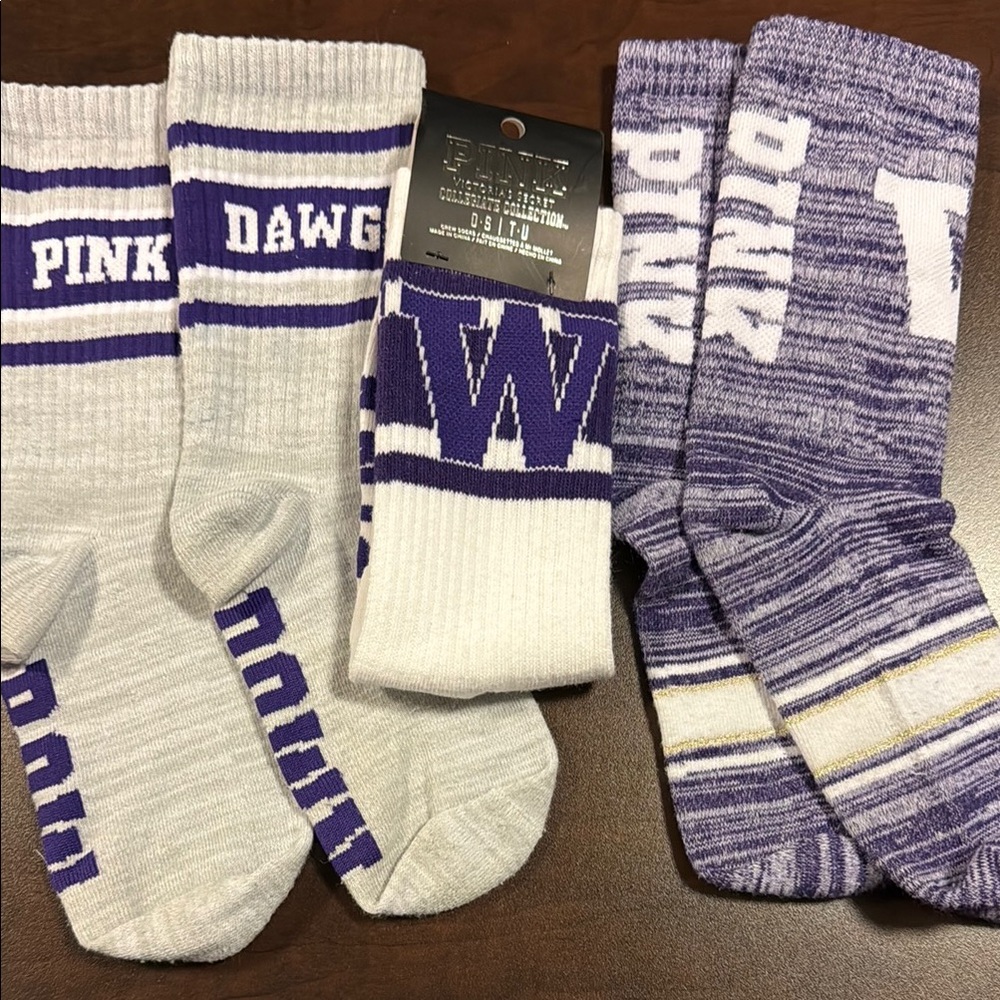 PINK Victoria's Secret UW University of Washington Huskies collegiate Crew Socks